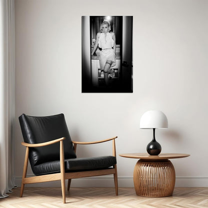 Aubrey Plaza Sexy Celebrity Posters for Room Aesthetic Famous Actress Black and White Photo Print Wall Art - xonomax