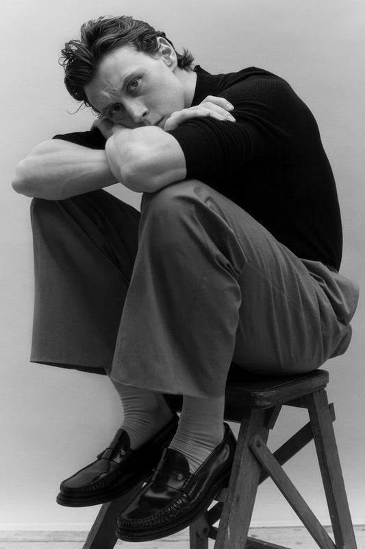 George MacKay Celebrity Posters for Room Aesthetic Famous Actor Photo Print Wall Art - xonomax