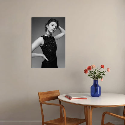Thomasin McKenzie Celebrity Posters for Room Aesthetic Famous Actress Photo Print Wall Art - xonomax