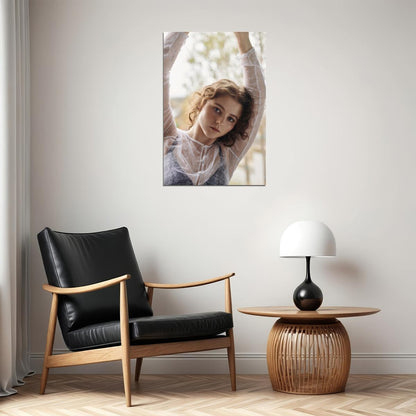 Thomasin McKenzie Celebrity Posters for Room Aesthetic Famous Actress Photo Print Wall Art - xonomax