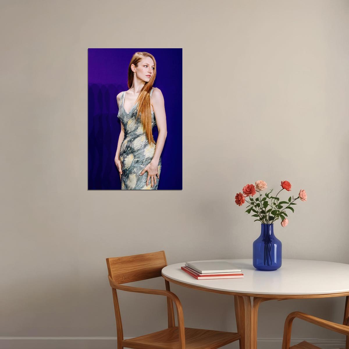 Hunter Schafer Celebrity Posters for Room Aesthetic Famous Actress Photo Print Wall Art - xonomax