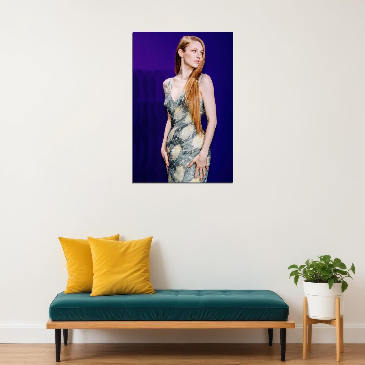 Hunter Schafer Celebrity Posters for Room Aesthetic Famous Actress Photo Print Wall Art - xonomax