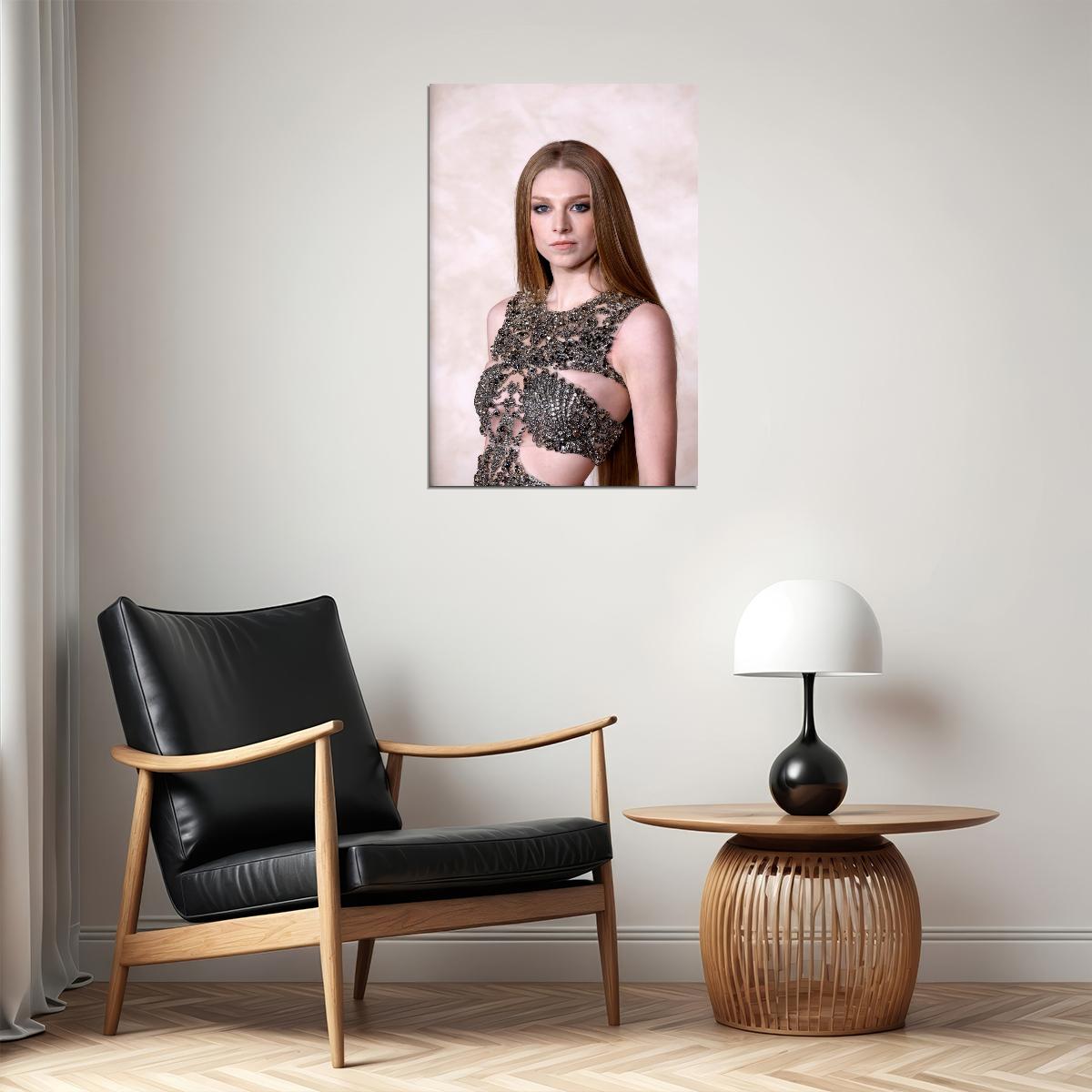 Hunter Schafer Sexy Celebrity Posters for Room Aesthetic Famous Actress Photo Print Wall Art - xonomax