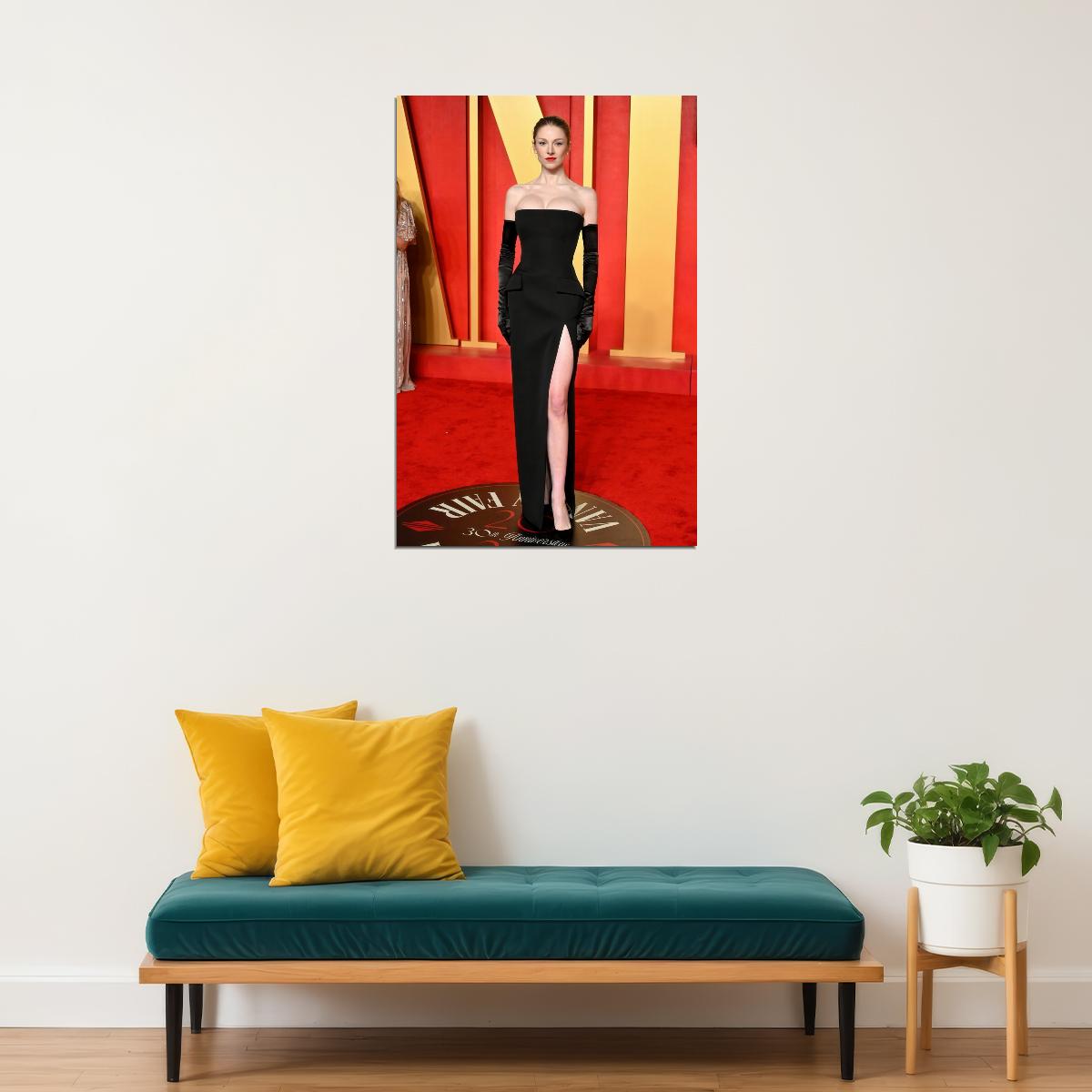 Hunter Schafer Celebrity Posters for Room Aesthetic Famous Actress Photo Print Wall Art - xonomax