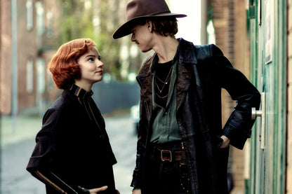 Thomas Brodie-Sangster and Anya Taylor-joy Celebrity Posters for Room Aesthetic Famous Actor Photo Print Wall Art - xonomax