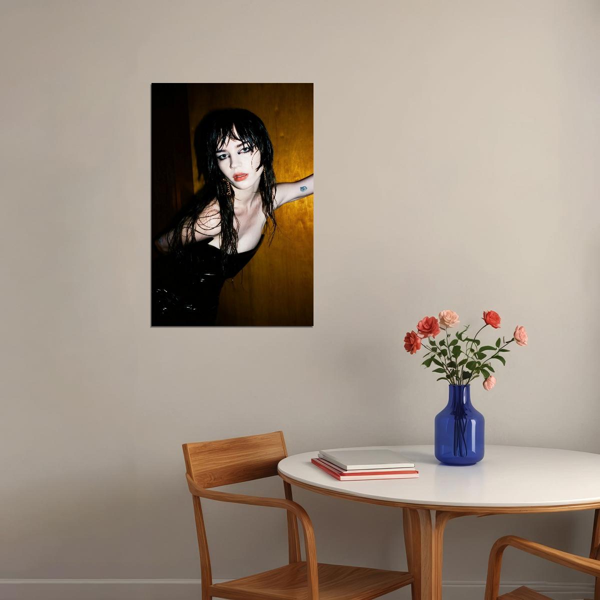 Sophie Thatcher Celebrity Posters for Room Aesthetic Famous Actress Photo Print Wall Art - xonomax