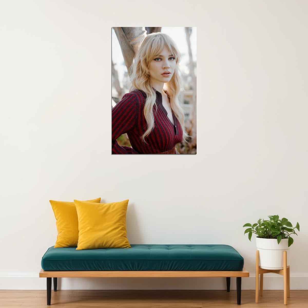 Sophie Thatcher Celebrity Posters for Room Aesthetic Famous Actress Photo Print Wall Art - xonomax
