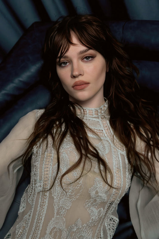 Sophie Thatcher Celebrity Posters for Room Aesthetic Famous Actress Photo Print Wall Art - xonomax