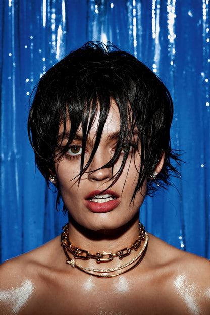 Emma Mackey Celebrity Posters for Room Aesthetic Famous Actress Photo Print Wall Art - xonomax