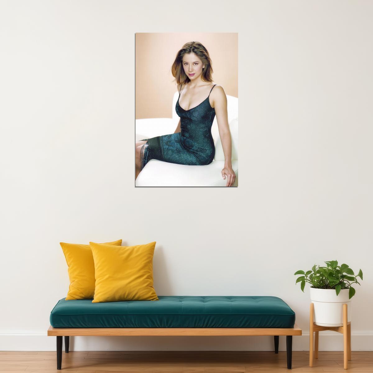 Mira Sorvino Poster for Room Aesthetic Celebrity Photo Print - xonomax
