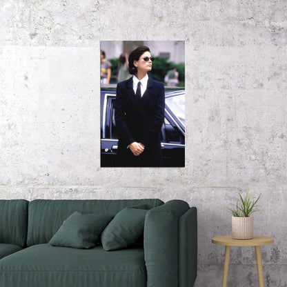 Linda Fiorentino Poster for Room Aesthetic Celebrity Photo Print - xonomax