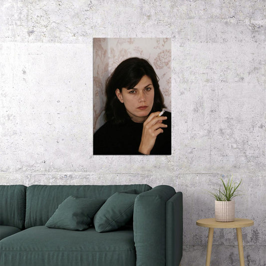 Linda Fiorentino Smoking Poster for Room Aesthetic Celebrity Photo Print Grunge Room Decor - xonomax