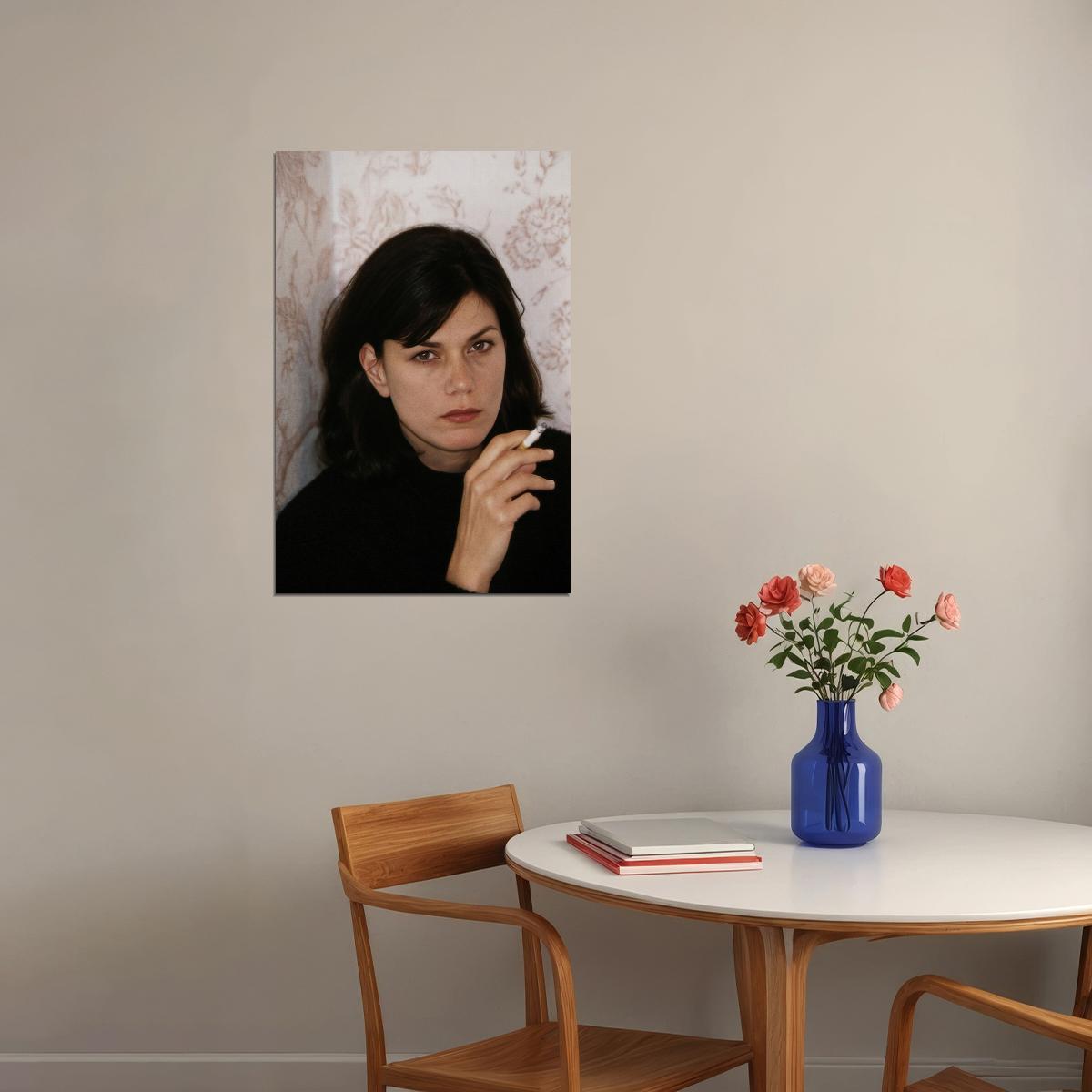 Linda Fiorentino Smoking Poster for Room Aesthetic Celebrity Photo Print Grunge Room Decor - xonomax