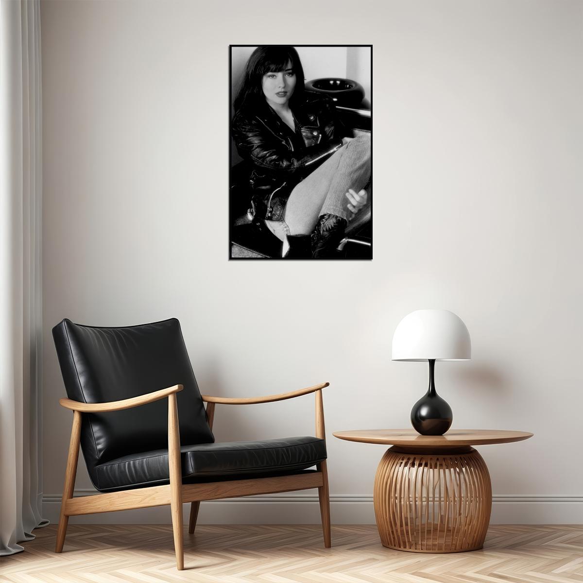 Shannen Doherty Poster for Room Aesthetic Black and White Celebrity Photo Print - xonomax