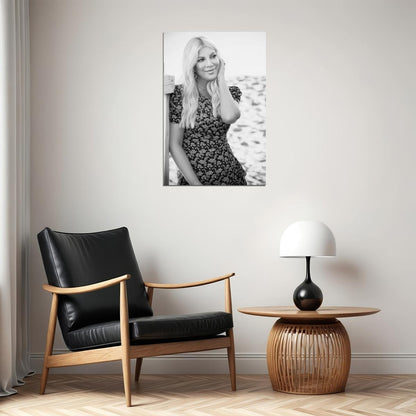 Tori Spelling Poster for Room Aesthetic Black and White Celebrity Photo Print - xonomax