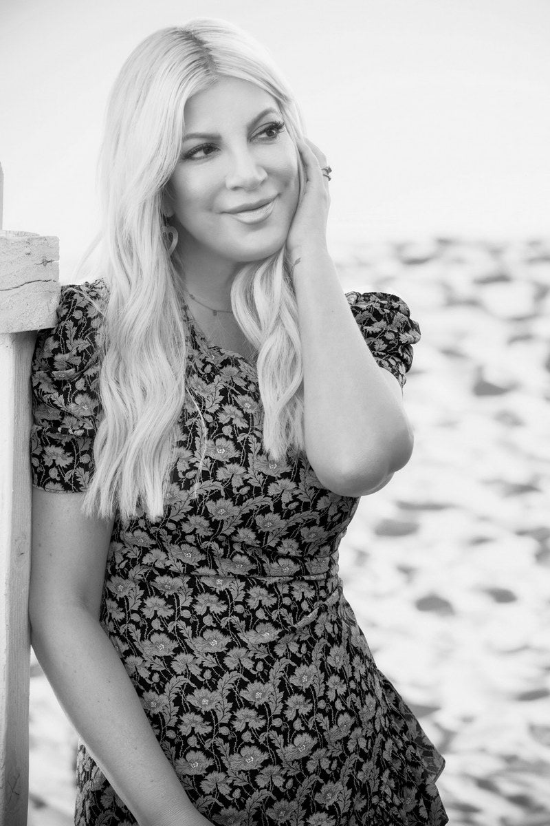 Tori Spelling Poster for Room Aesthetic Black and White Celebrity Photo Print - xonomax