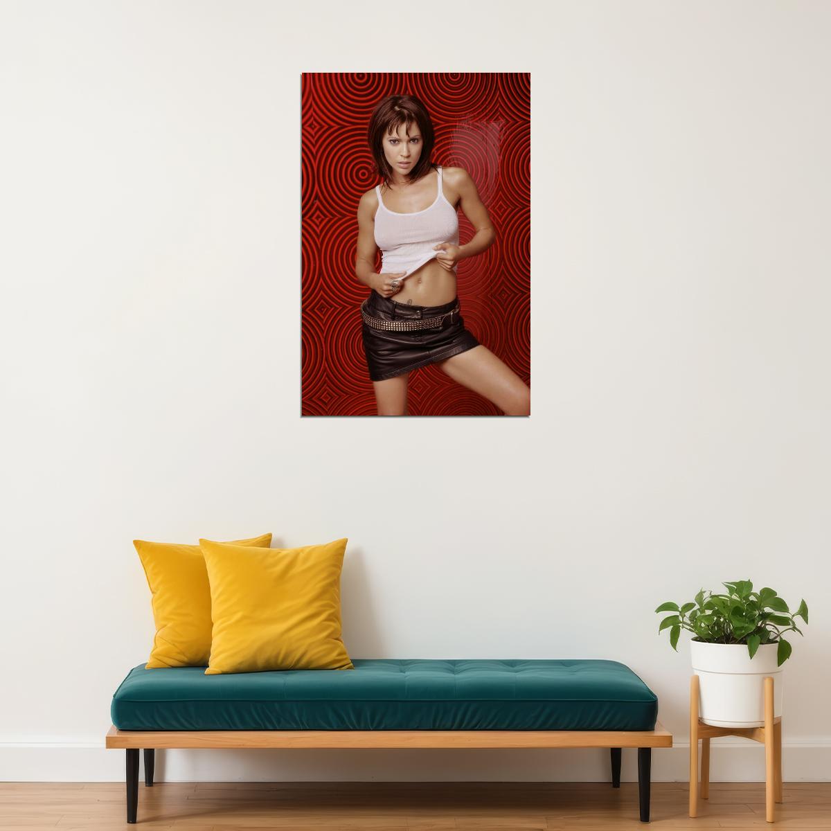 Alyssa Milano Y2k Poster for Room Aesthetic Celebrity Photo Print - xonomax