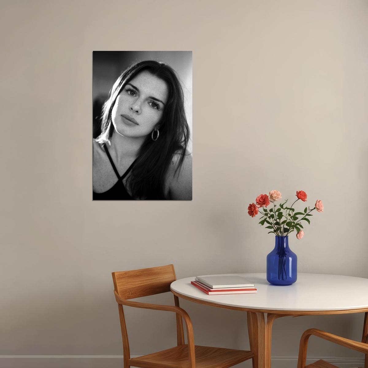 Julia Fox Poster for Room Aesthetic Black and White Celebrity Photo Print - xonomax