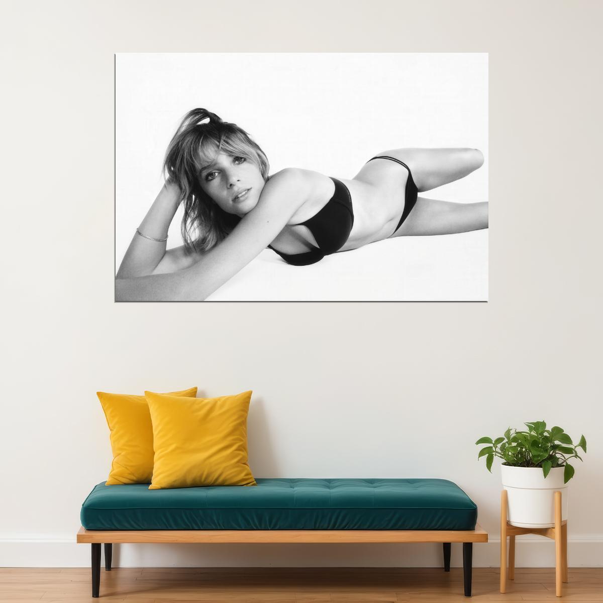 Maya Hawke Sexy Poster for Room Aesthetic Black and White Celebrity Photo Print - xonomax