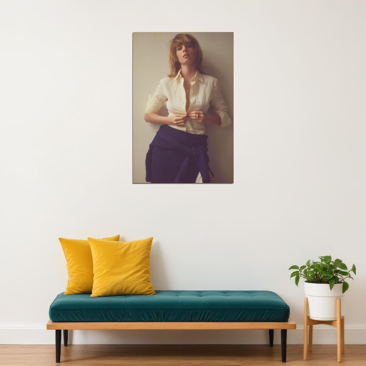 Maya Hawke Poster for Room Aesthetic Hot Celebrity Photo Print - xonomax