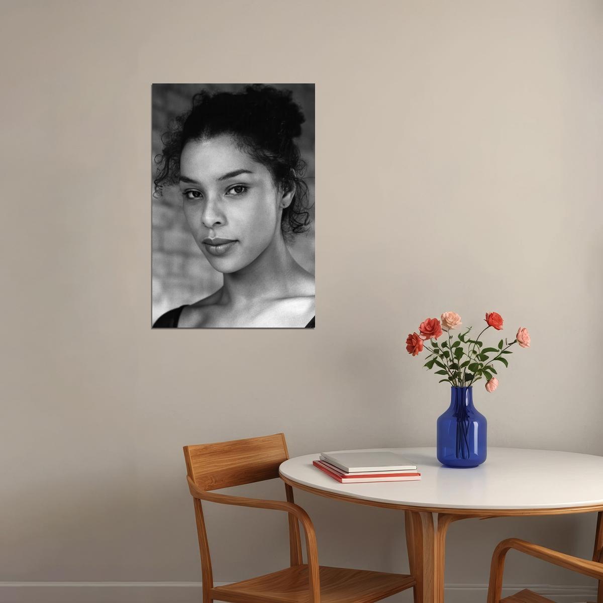 Sophie Okonedo Poster for Room Aesthetic Black and White Celebrity Photo Print - xonomax