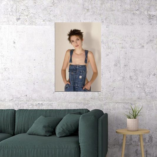 Young Winona Ryder Sexy Poster for Room Aesthetic Celebrity Photo Print - xonomax