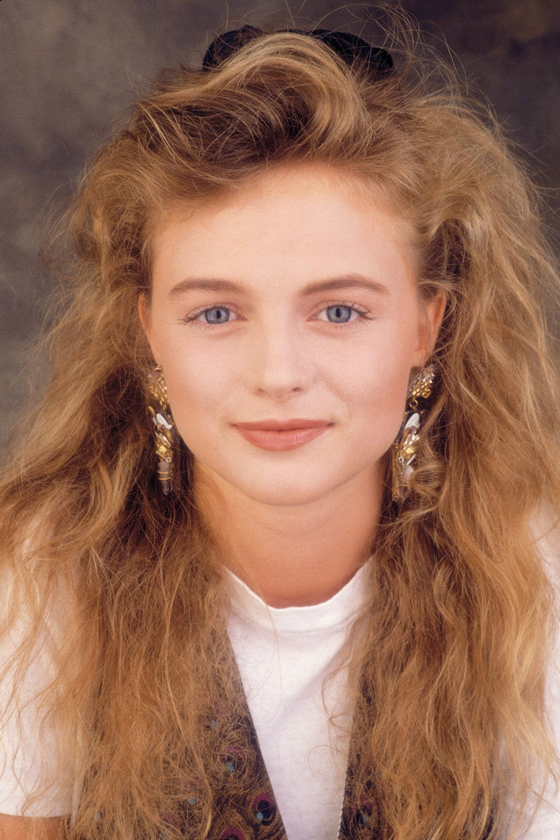 Heather Graham Young 80s 90s Poster for Room Aesthetic Celebrity Photo Print - xonomax