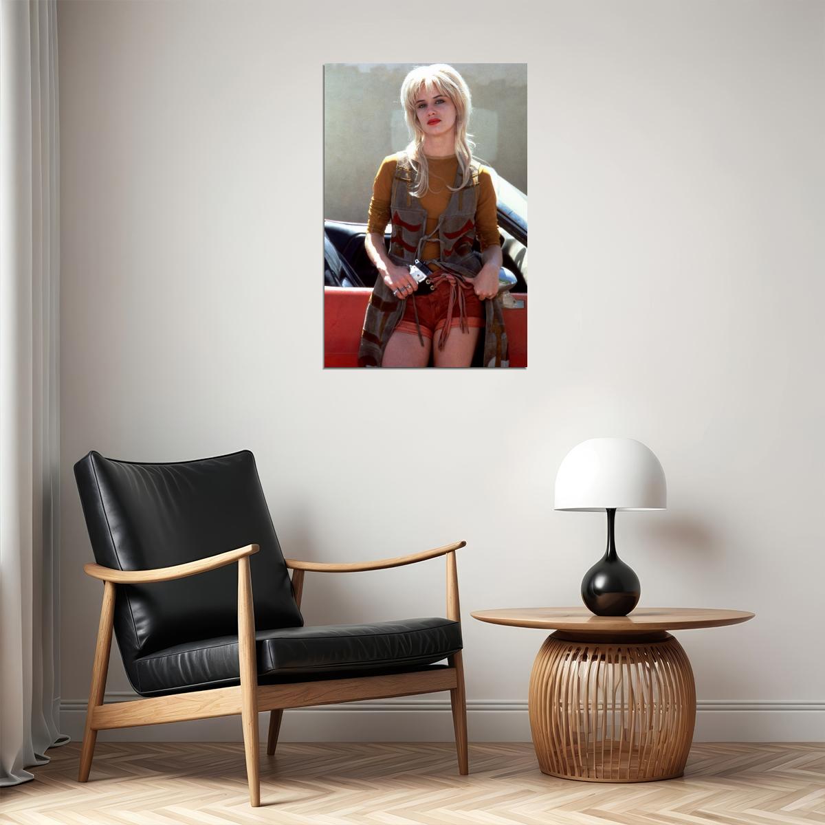 Juliette Lewis Young Poster for Room Aesthetic Celebrity Photo Print - xonomax