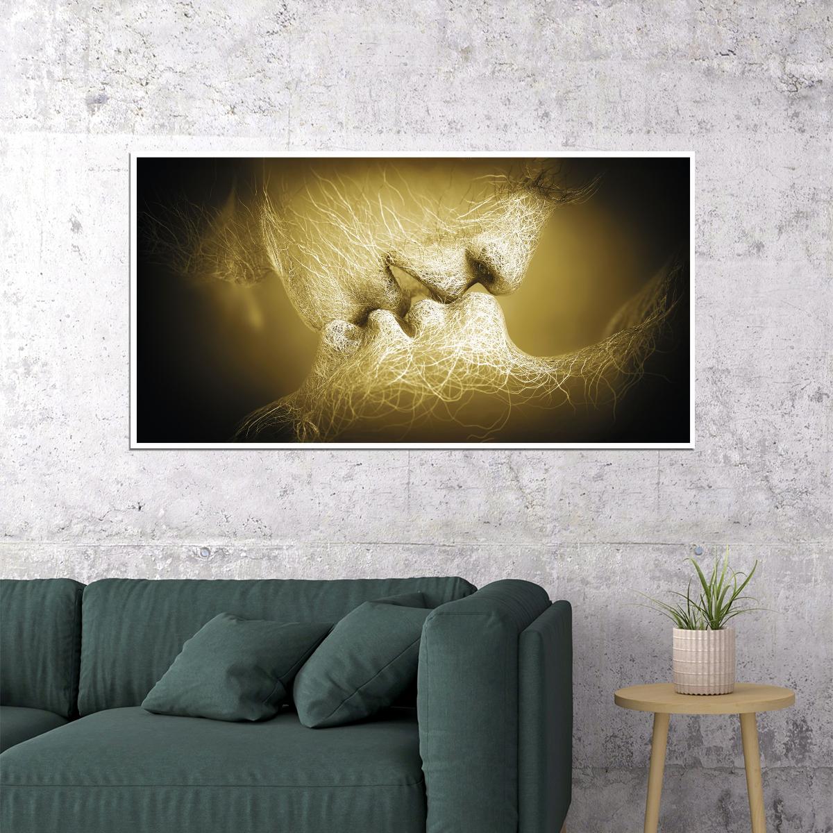 Golden Kiss Art Poster Luxury Wall Decor Modern Artistic Design Bold Pop Art Style Wall Print